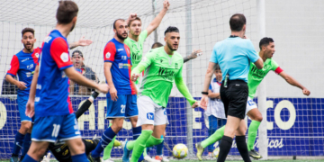 La escuadra azulgrana del Langreo vio como un gol de Mawi en las postrimerías del encuentro de la primera vuelta, sirvió para que los tres puntos se vinieran para nuestra ciudad.