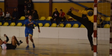 Imagen de uno de los partidos disputados en el Lázaro Fernández.
