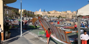 Los regatistas que toman parte en esta Capa de España no pudieron salir a la mar.