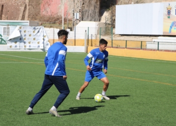 El jugador azulino, durante la sesión de entrenamiento realizada ayer.