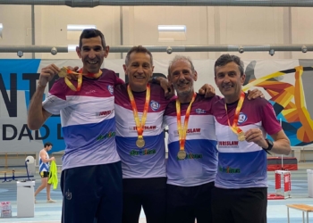 El local Federico Sáez, oro en 4x200