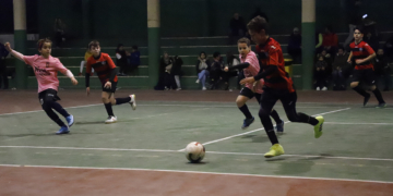 Partido de la liga autonómica jugado en las pistas del Álvarez Claro.