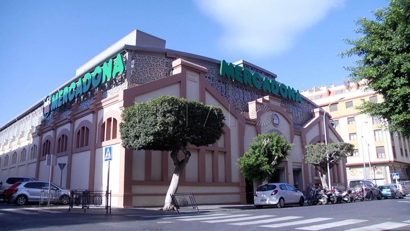 Mercadona mejora la elaboración de zumo de naranja exprimido y mejora las ventas