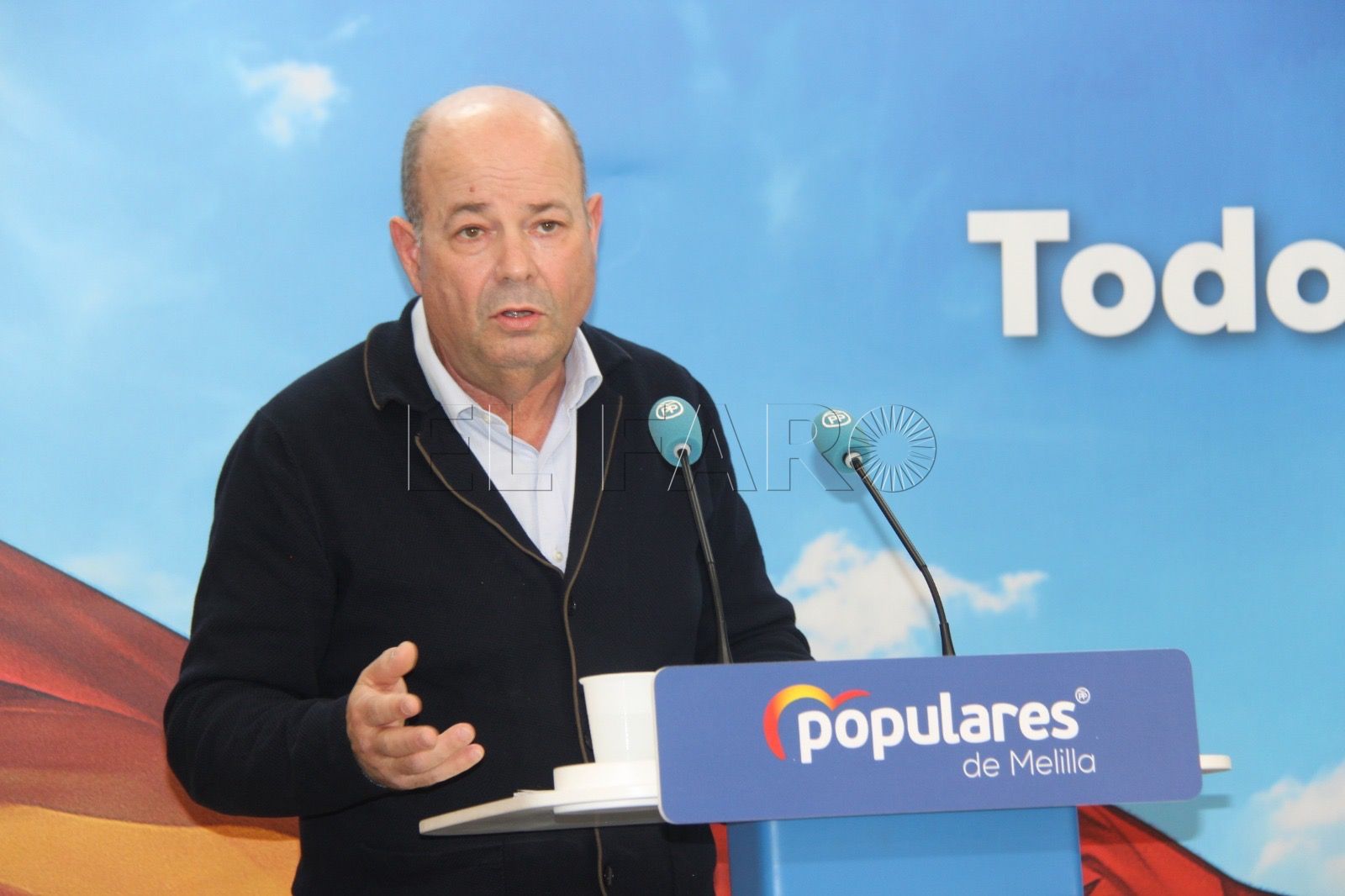 El PP exige a Delegación del Gobierno que atienda a los inmigrantes de la plaza de toros