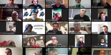 Imágenes de un buen número de presentes en esta reunión celebrada en la jornada de ayer.