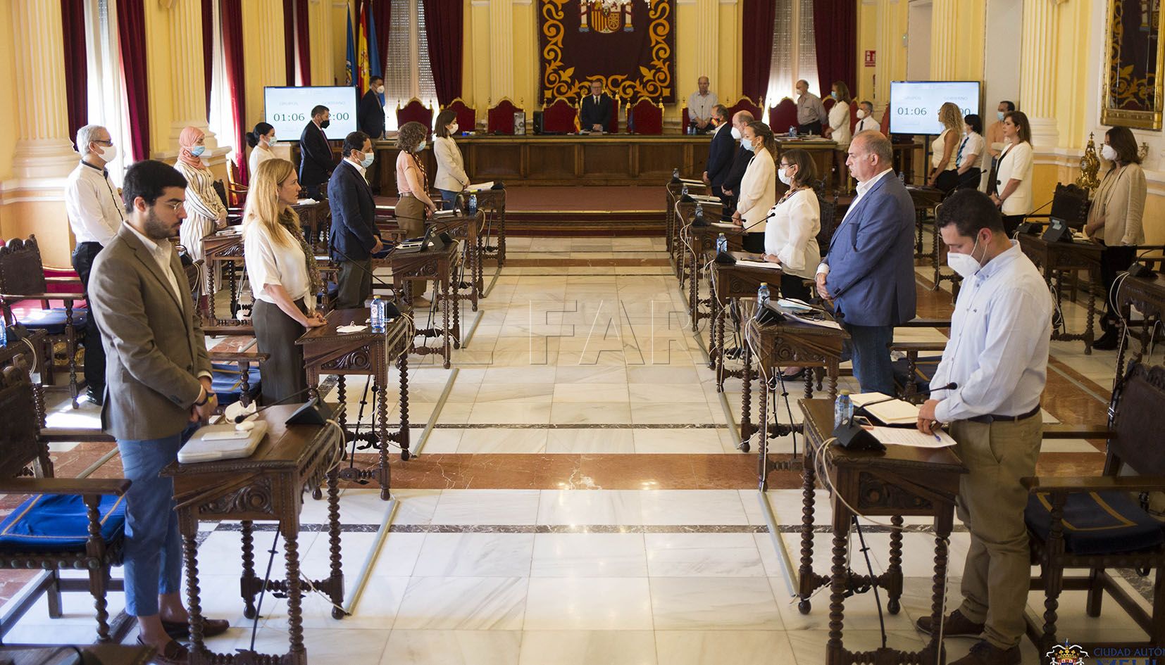 Sale adelante el cambio en el presupuesto y la solicitud del crédito en un pleno lleno de reproches