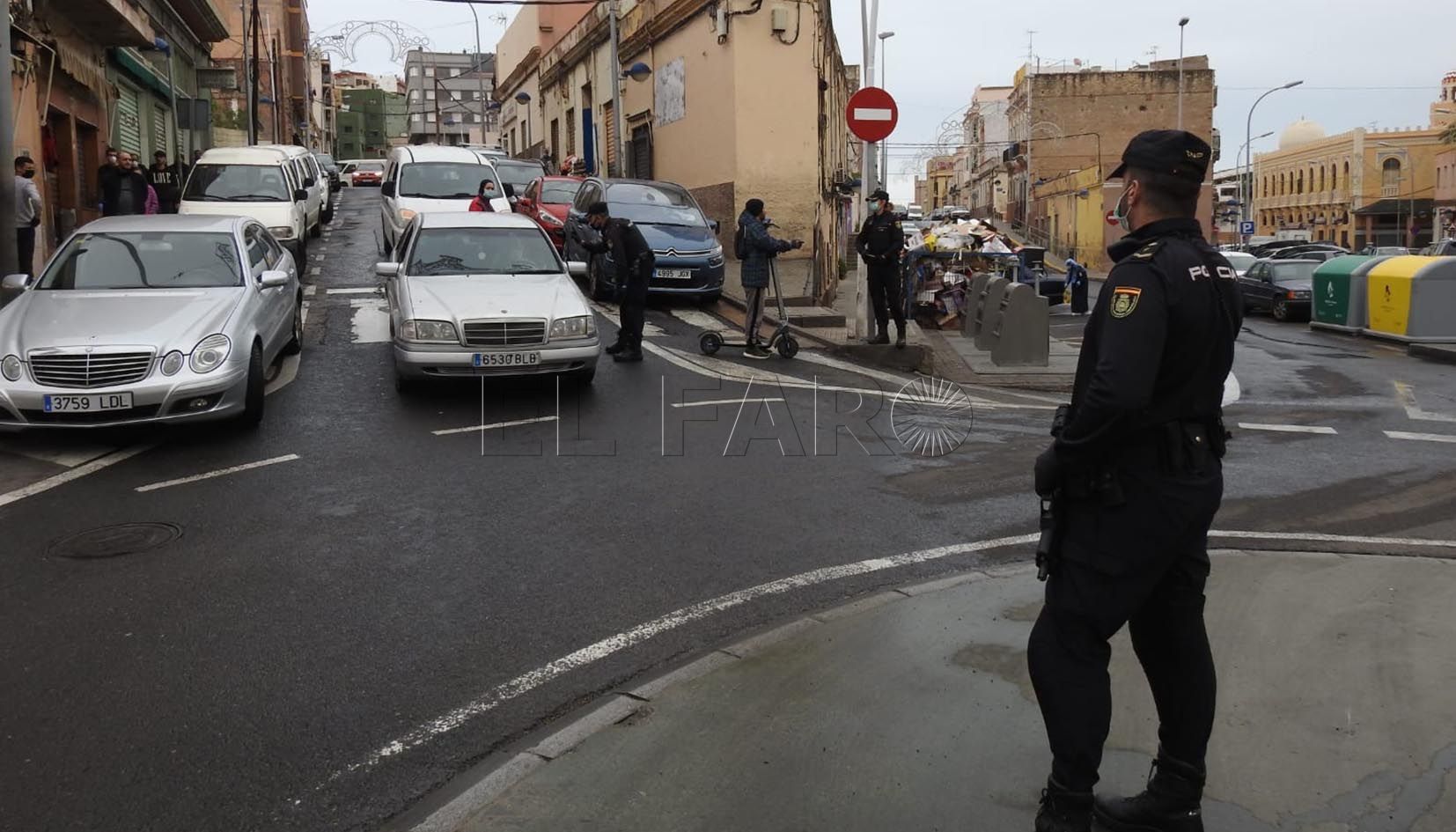 Individuos se aprovisionan de piedras en casa para lanzarlas contra la Policía