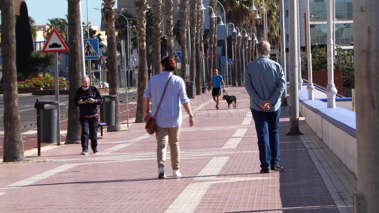 La ministra Teresa Ribera se reúne con Mohand para abordar la desescalada