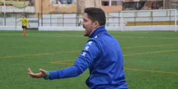 Ali Mohamed puede ser el nuevo entrenador.