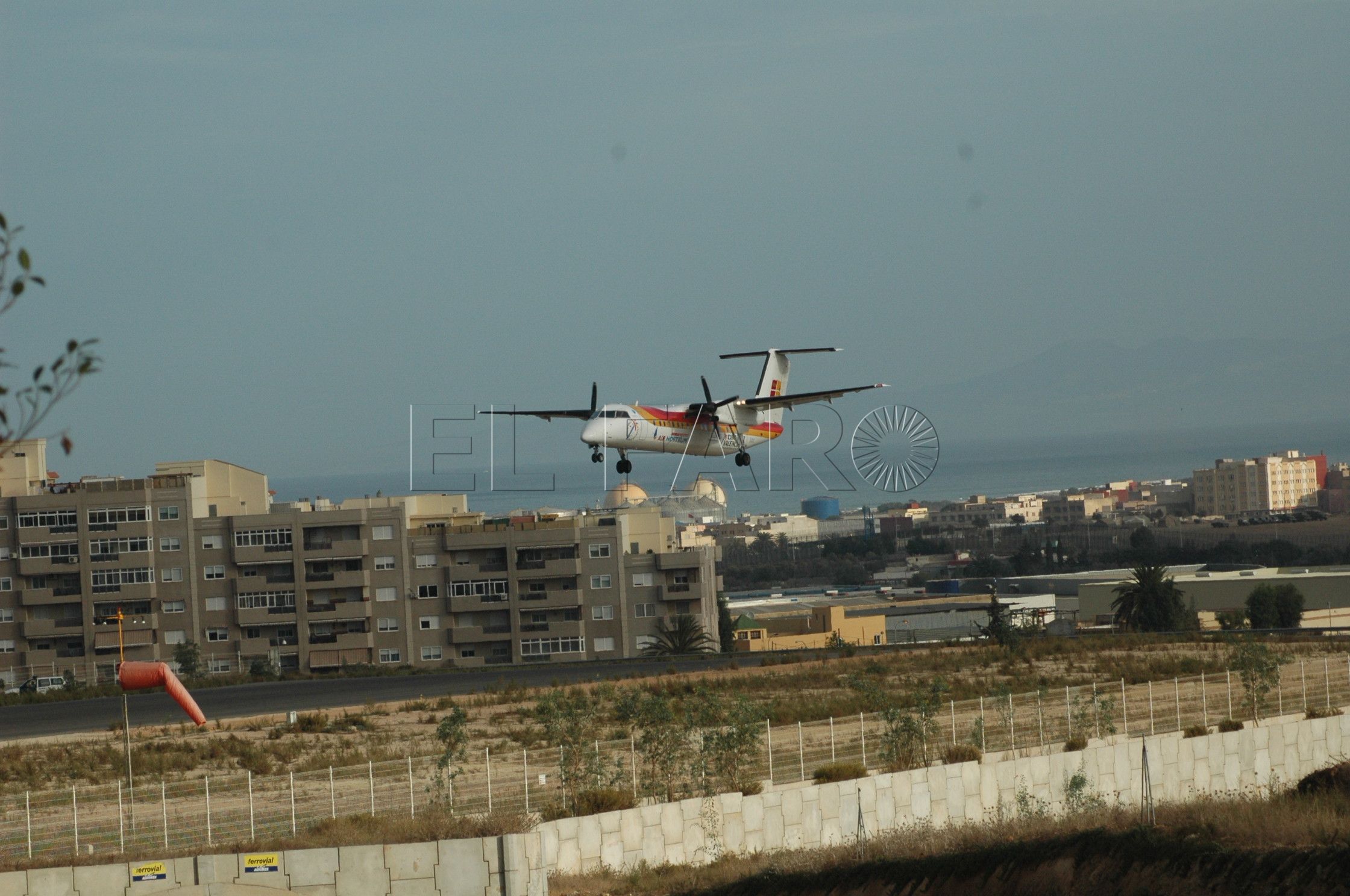 El Aeropuerto de Melilla realiza un estudio topográfico de su terreno
