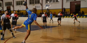 Imagen de uno de los partidos de la escuadra melillense, en el pabellón Lázaro Fernández.