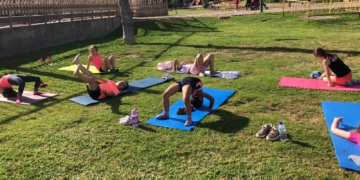 Imagen de las deportistas entrenándose.