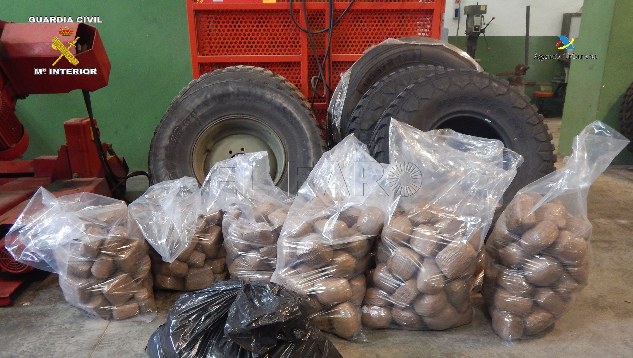 La Guardia Civil da un nuevo golpe al tráfico de drogas en el puerto