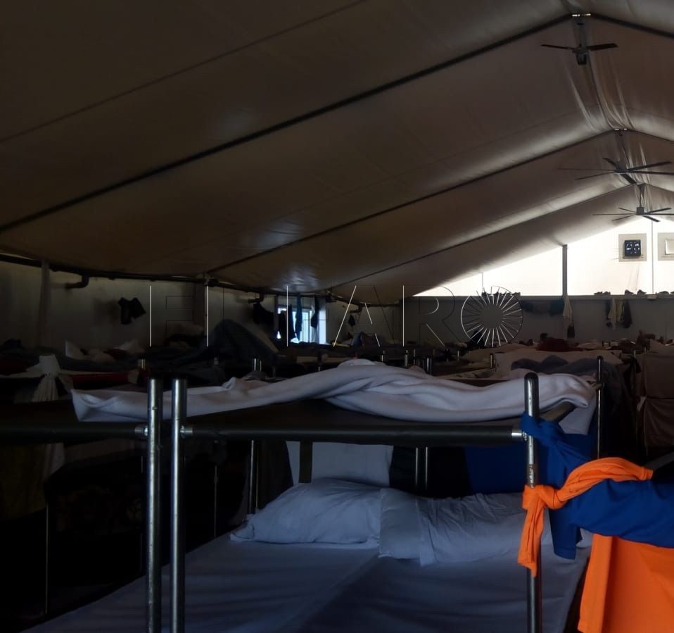 Amnistía Internacional presenta 5.266 firmas a Interior por el CETI