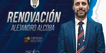 El técnico local estará una temporada más en el banquillo.