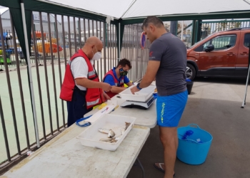 Imagen del pesaje de los deportistas que intervinieron en esta competición en nuestra ciudad.