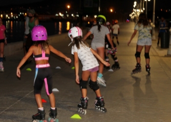 Exitosa jornada de patinaje de la Escuela melillense con una alta participación
