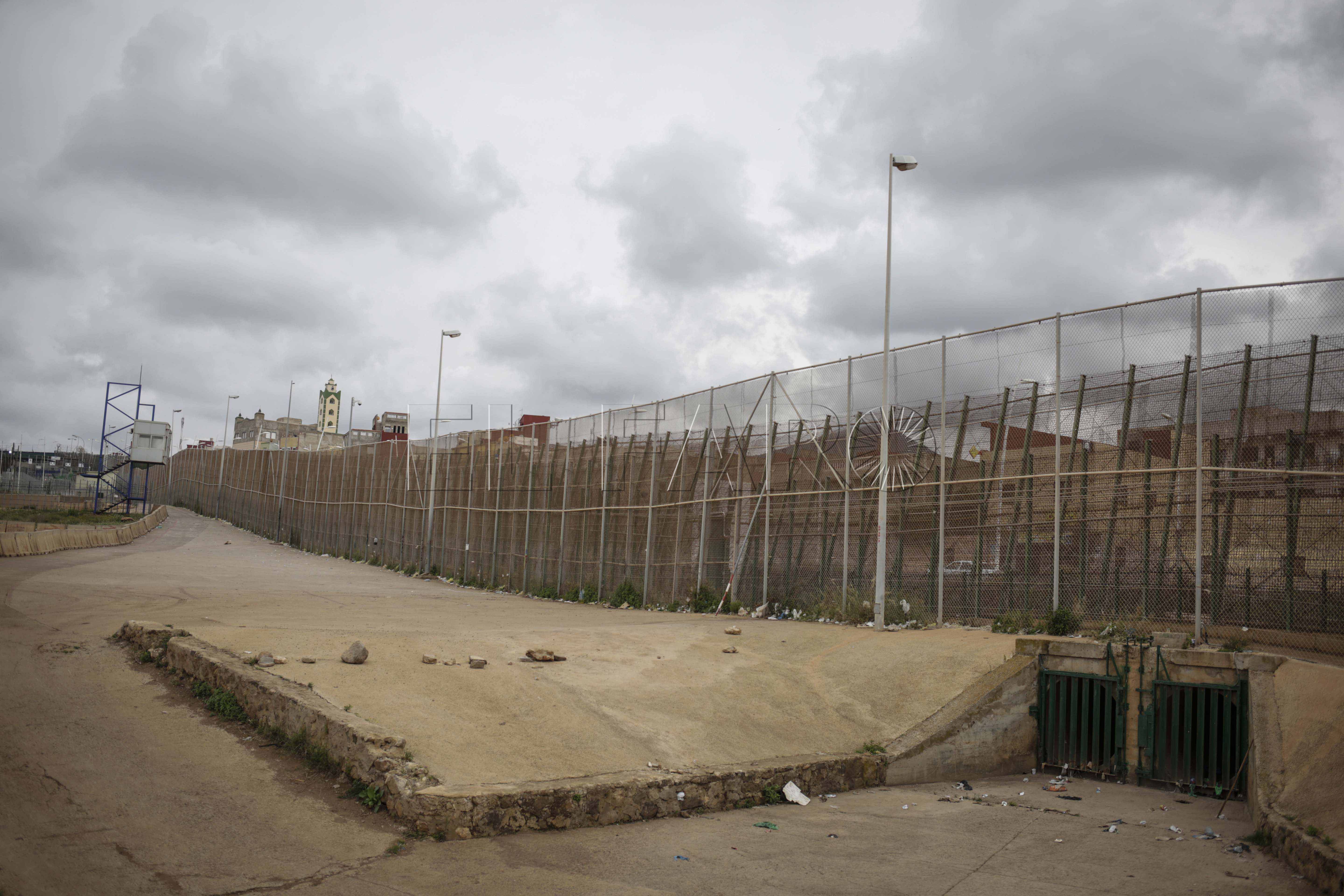 Un marroquí varado en Melilla fallece en Nador tras haber saltado la valla