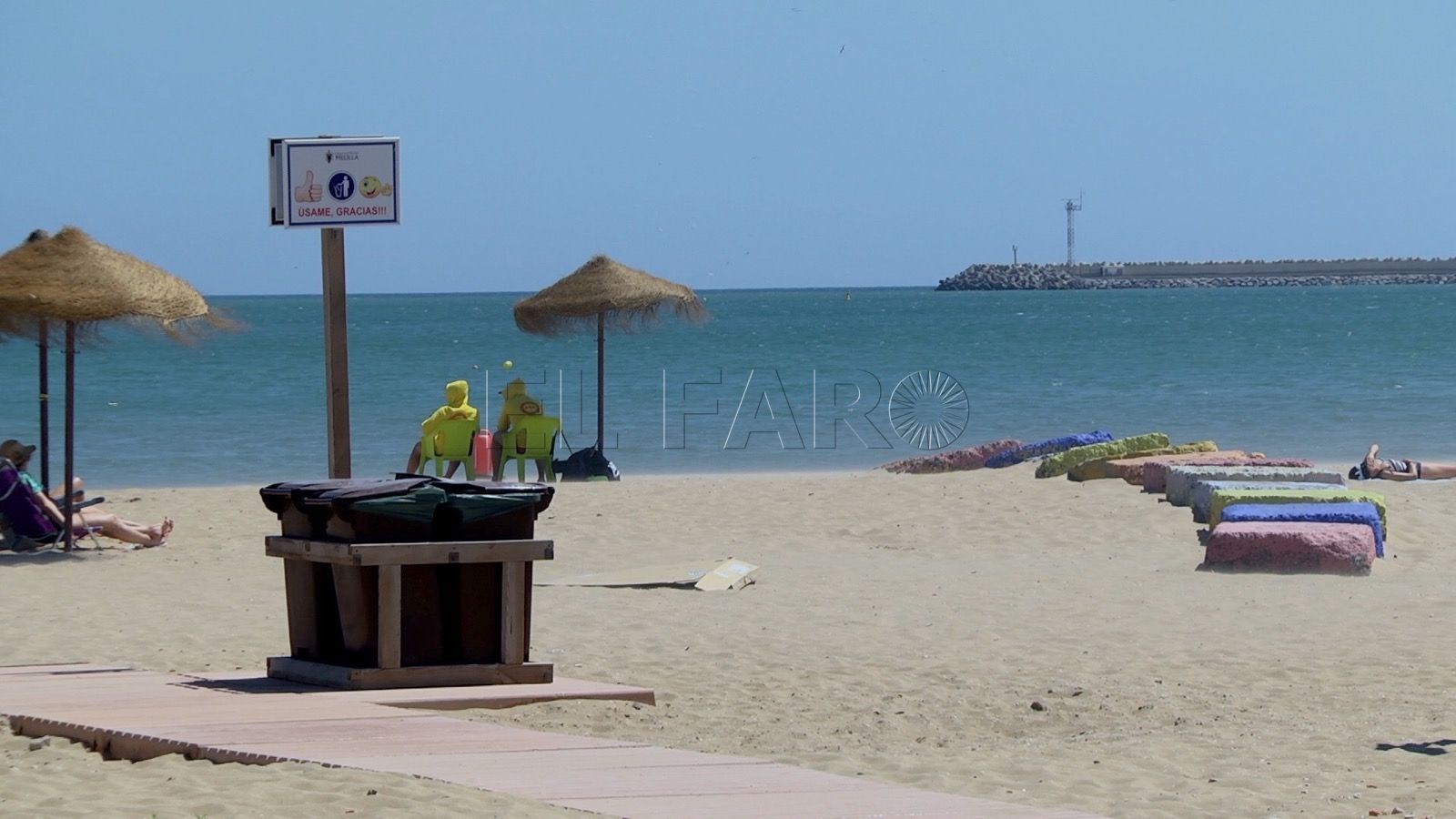 Melilla pide legalizar la ocupación de playas