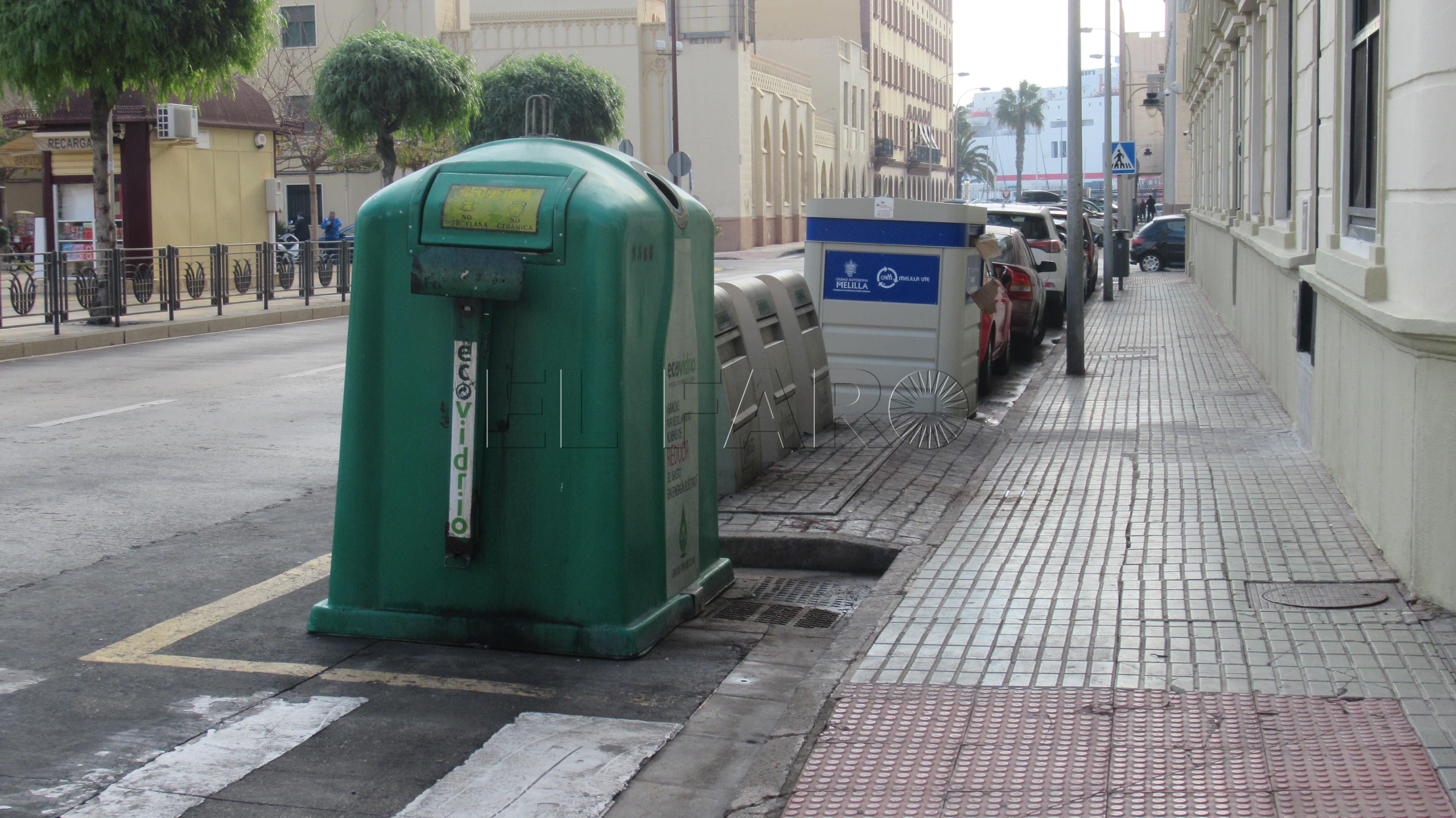 Imbroda acusa a CpM de "meter sus garras en la limpieza porque hay puestos de trabajo"