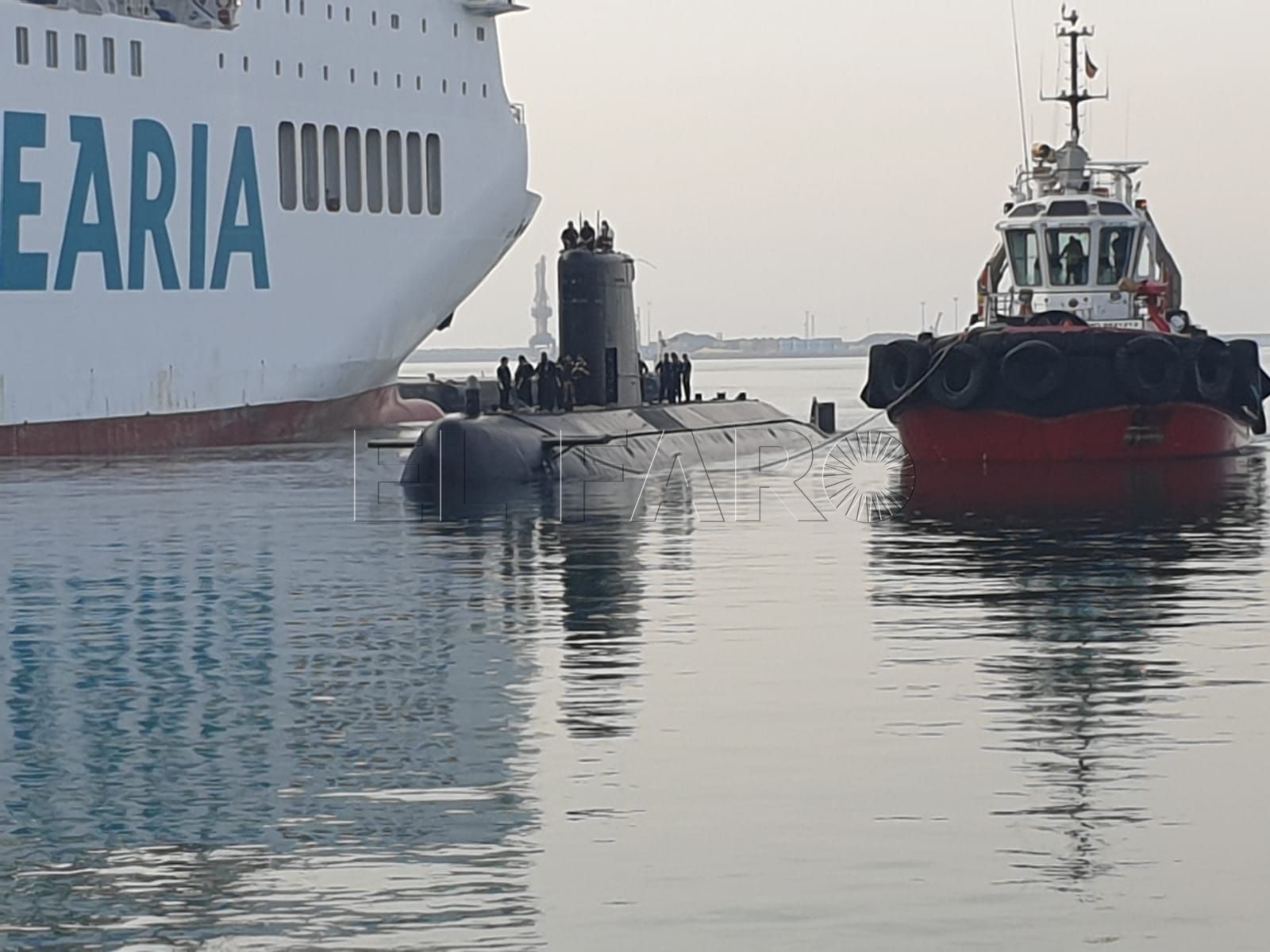 El submarino Tramontana atraca en Melilla