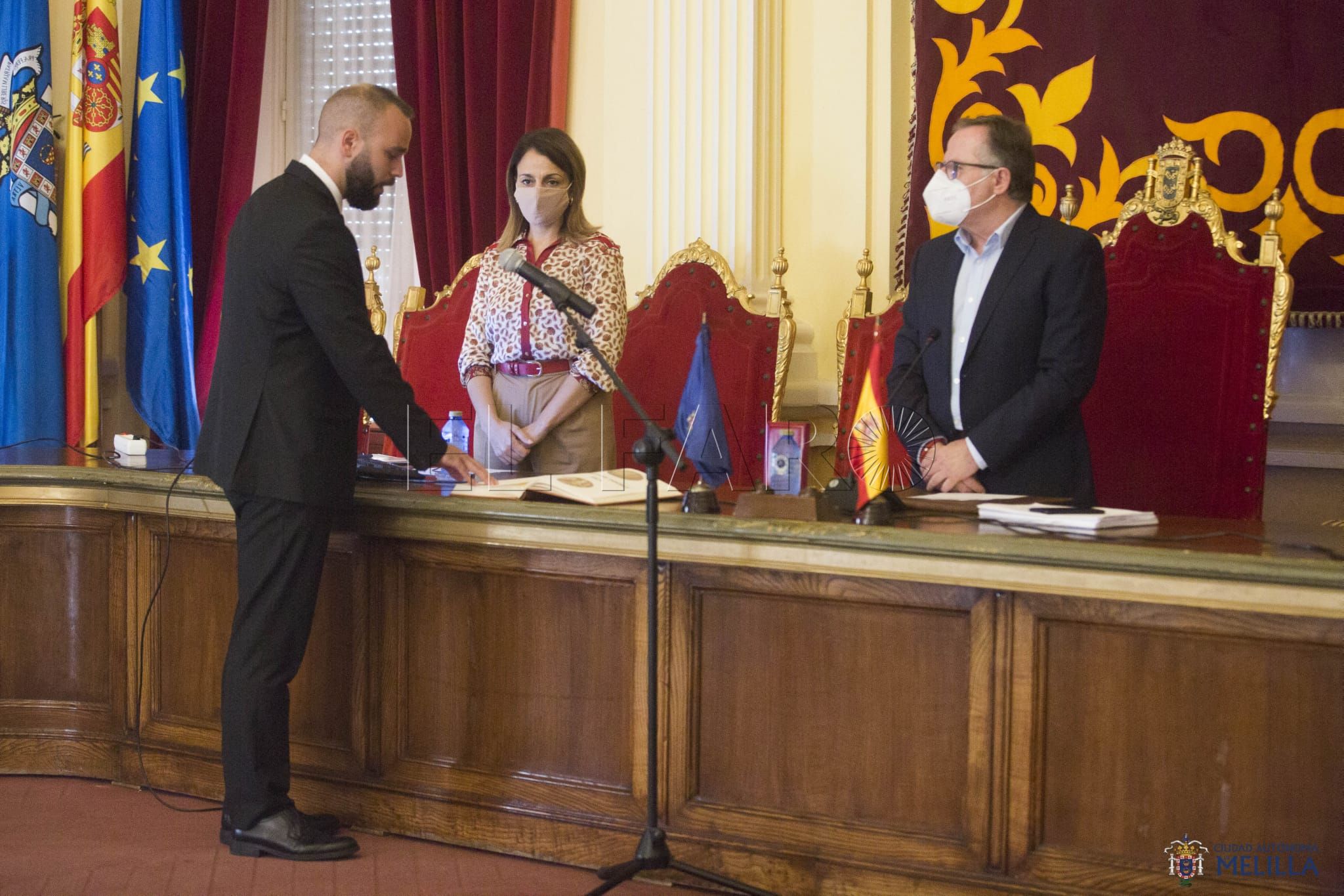 Javier Da Costa jura como diputado de Vox