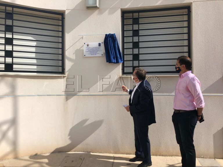 La Consejería de Deporte activa el protocolo anti Covid por el positivo de una trabajadora externa