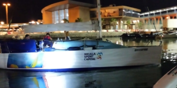 El barco local ya se encuentra en tierras malagueñas.