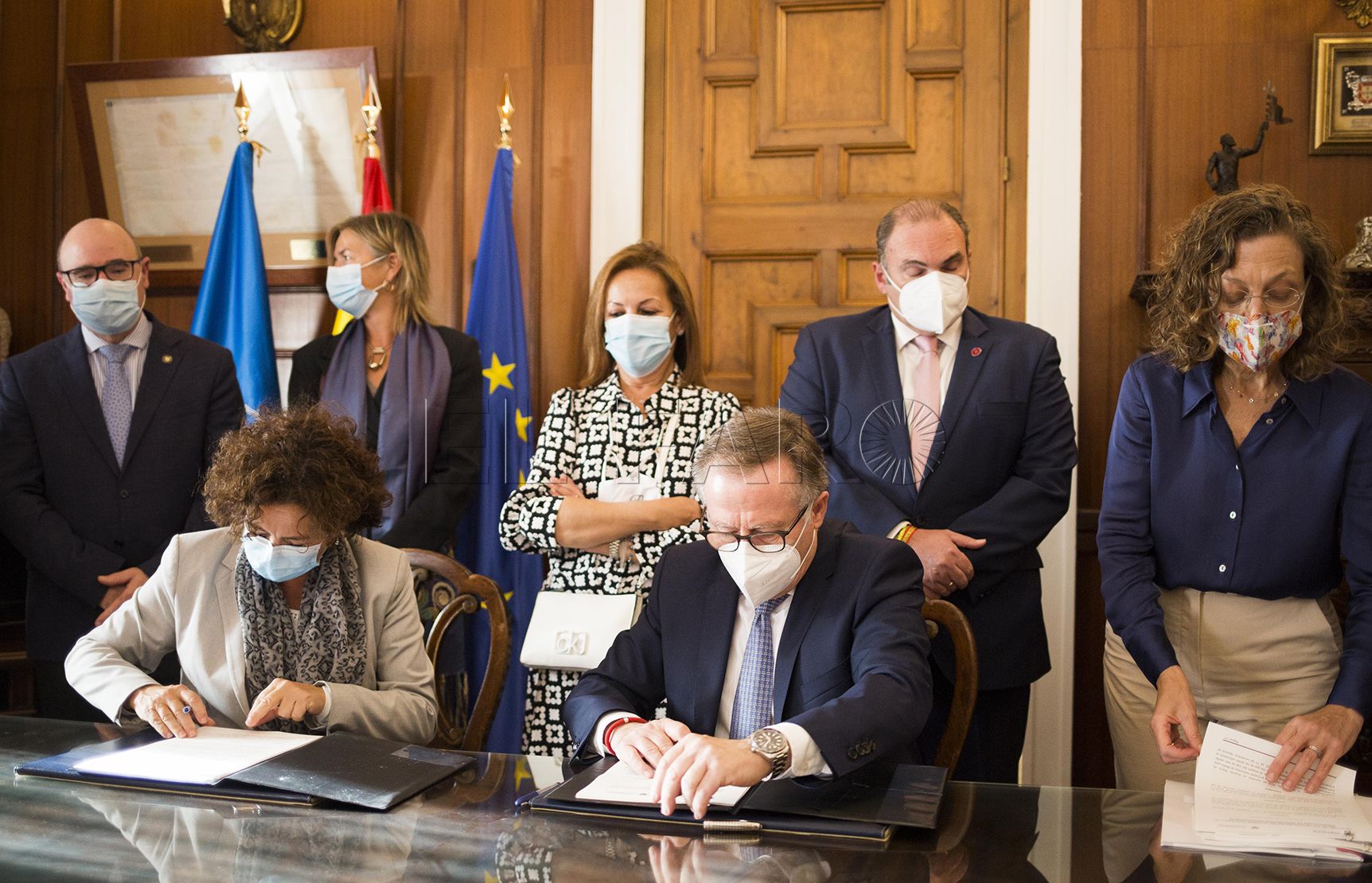 La UGR agiliza los trámites con el Estado para que ceda el proyecto de la obra del pabellón