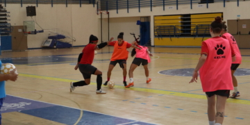 Fabi es una jugadora que se deja el alma sobre la pista de juego.