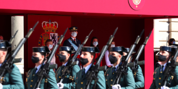 Members of Spain's Guardia Civil parade during the commemoration on the occasion of Spain's National day in Madrid on 12 October 2020. This year the event is a tribute of those fighting against Covid-19 chaired by Spain's Royal Couple and attended by the entire government and representatives of all branches of government. To avoid crowds, the traditional military parade in Madrid and the subsequent reception of the King and Queen at the Royal Palace have been suspended. EFE/Kiko Huesca / POOL