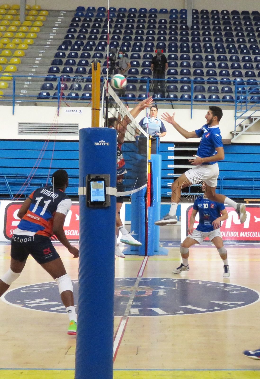 Triunfo para colocarse en las plazas altas de la clasificación