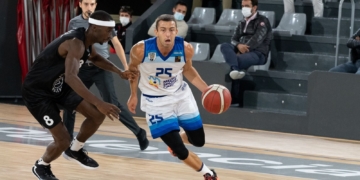 Los melillenses jugaron, en momentos puntuales, unos buenos minutos de baloncesto ante los murcianos.