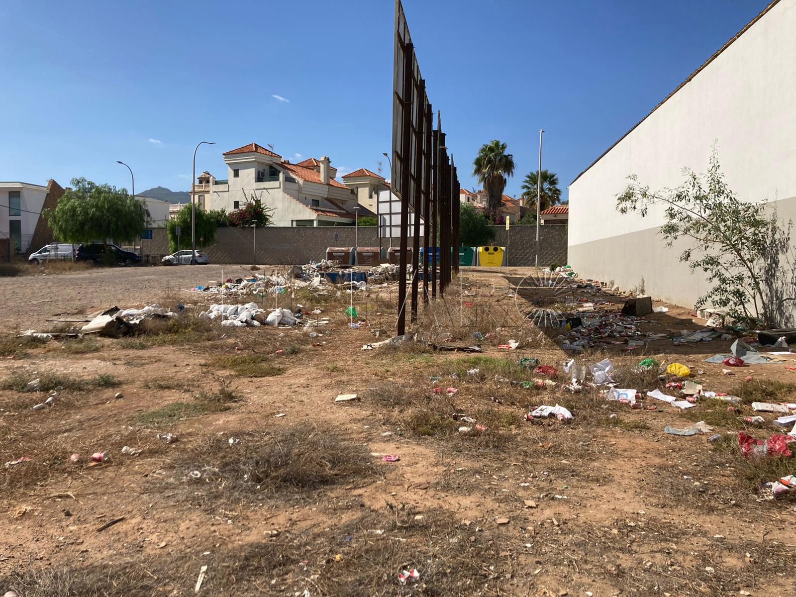 Guelaya denuncia que hay solares que son “estercoleros”