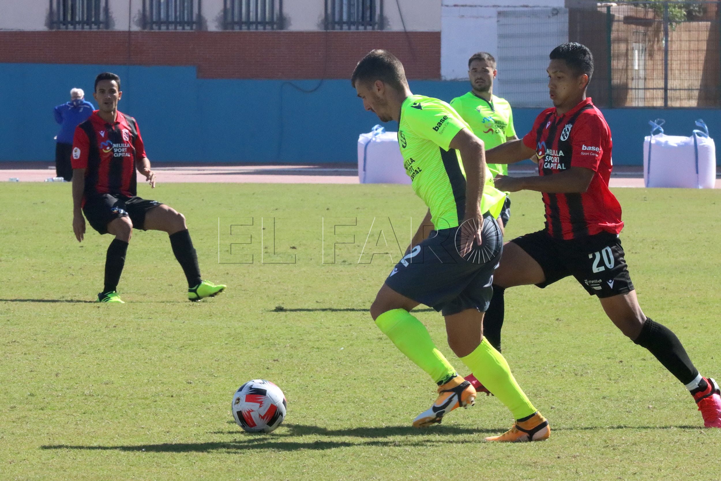 La plantilla realiza un partido amistoso