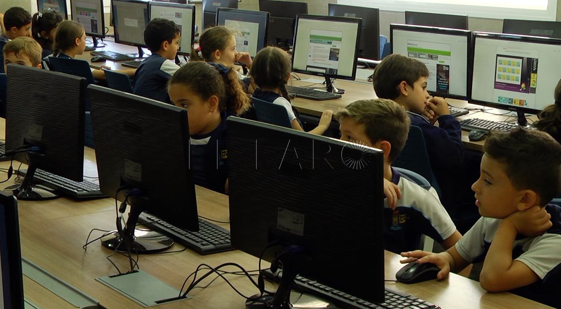 El Enrique Soler da apoyo educativo digital a los alumnos aislados