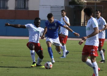 Mala eegunda parte. Todo cambió tras el descanso, y tras los dos goles visitantes hubo más fe que cabeza.