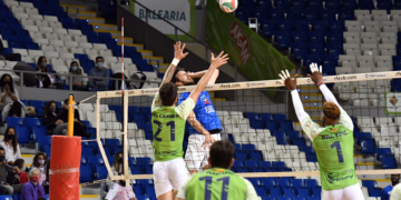 Tras la derrota encajada el miércoles en Palma de Mallorca y sin apenas tiempo de recuperación, ya toca pensar en el rival del domingo, el Club Voleibol Teruel.
