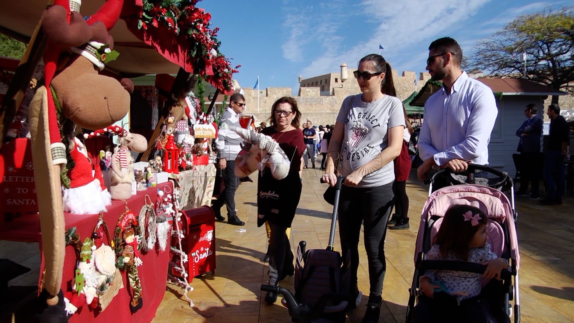 Abierto el plazo para inscribirse en el mercado navideño