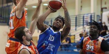 Los melillenses jugaron, en momentos puntuales, unos buenos minutos de baloncesto ante los burgaleses.