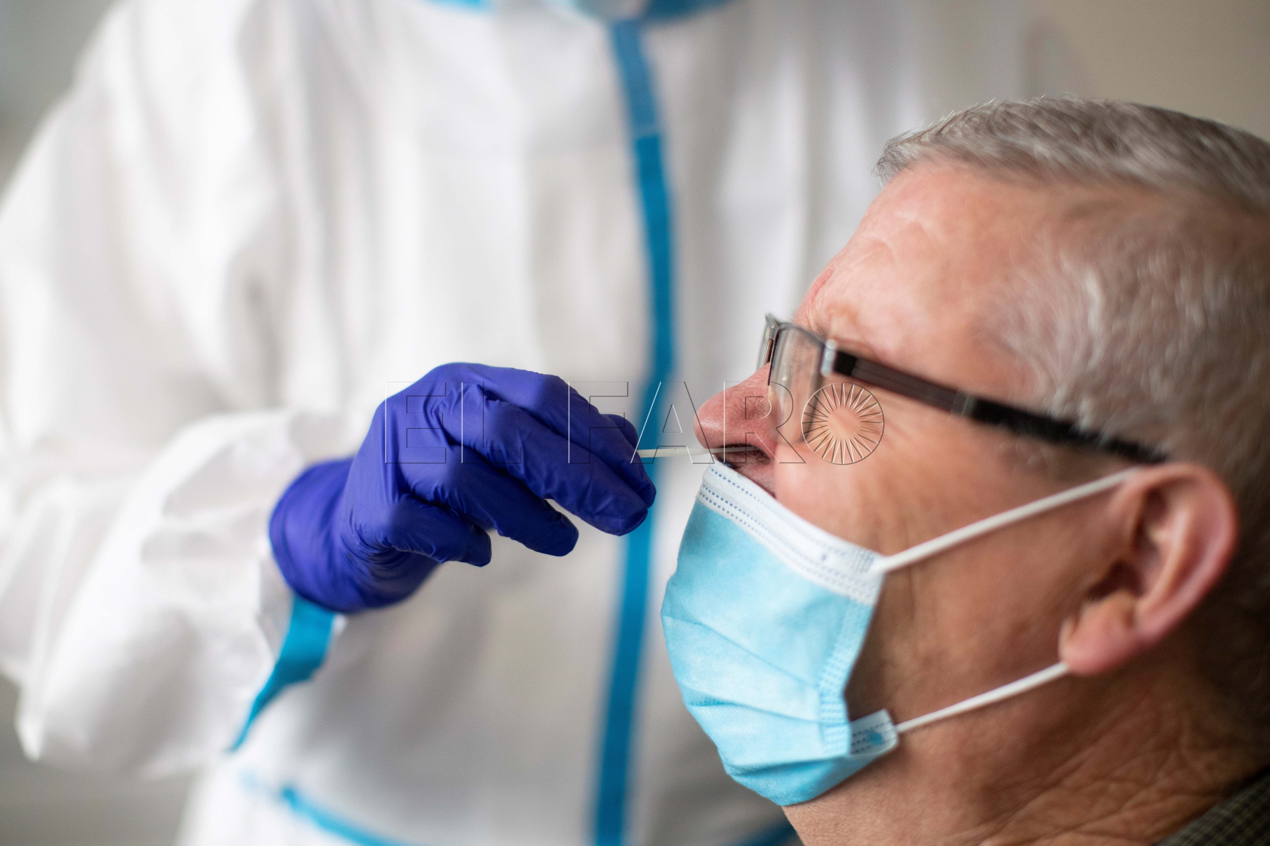 El número de curados de Covid-19 casi dobla al de nuevos positivos durante el mes noviembre