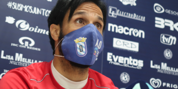 Aloisio, en la rueda de prensa del club.