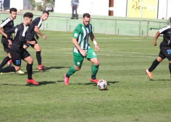 Los jugadores melillenses, en su último partido de liga que fue en Torremolinos.