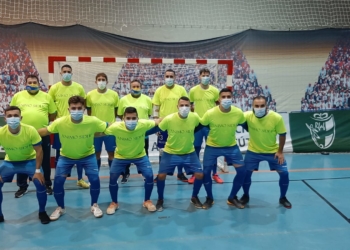 El Constitución toma oxígeno tras vencer ante el Torremolinos