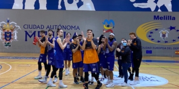 Celebración de los jugadores estudiantiles del último triunfo liguero.