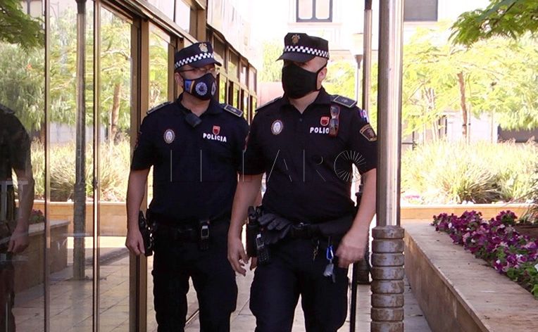 De Castro recuerda que la Policía Local sanciona a quien incumple las normas