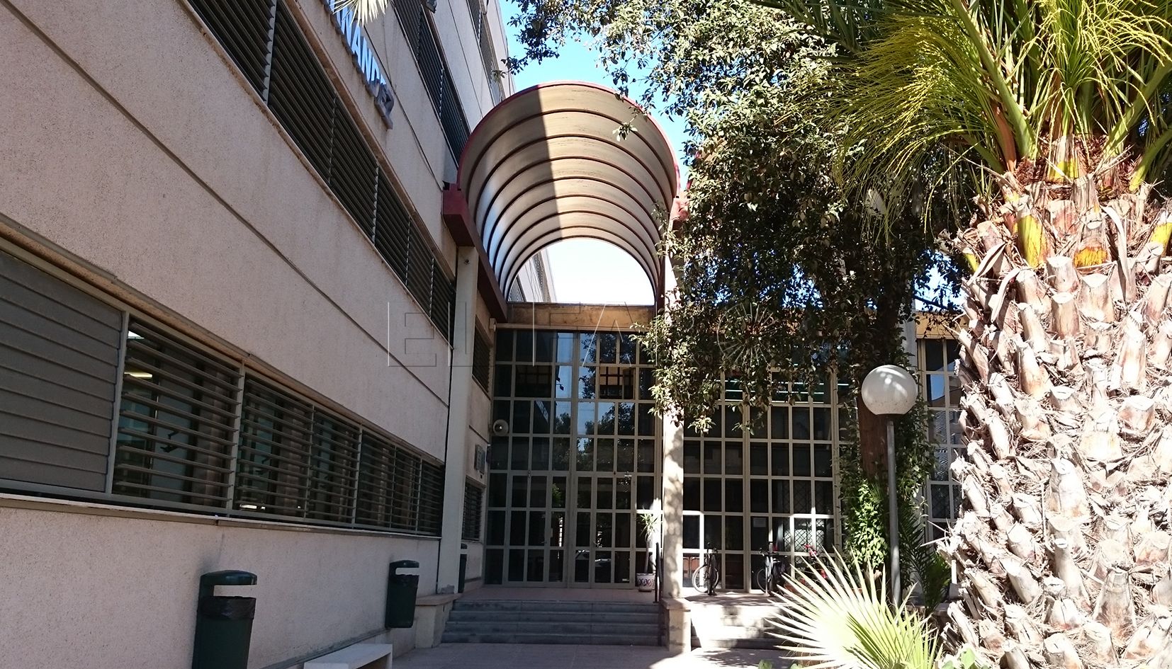 Sindicatos denuncian que se acabe el refuerzo de limpieza en los institutos