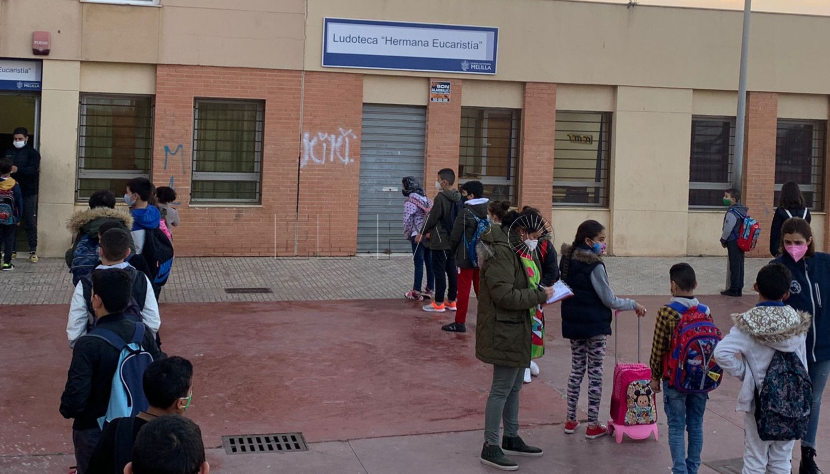 María Inmaculada atiende a 150 familias y tiene una larga cola de espera por la crisis