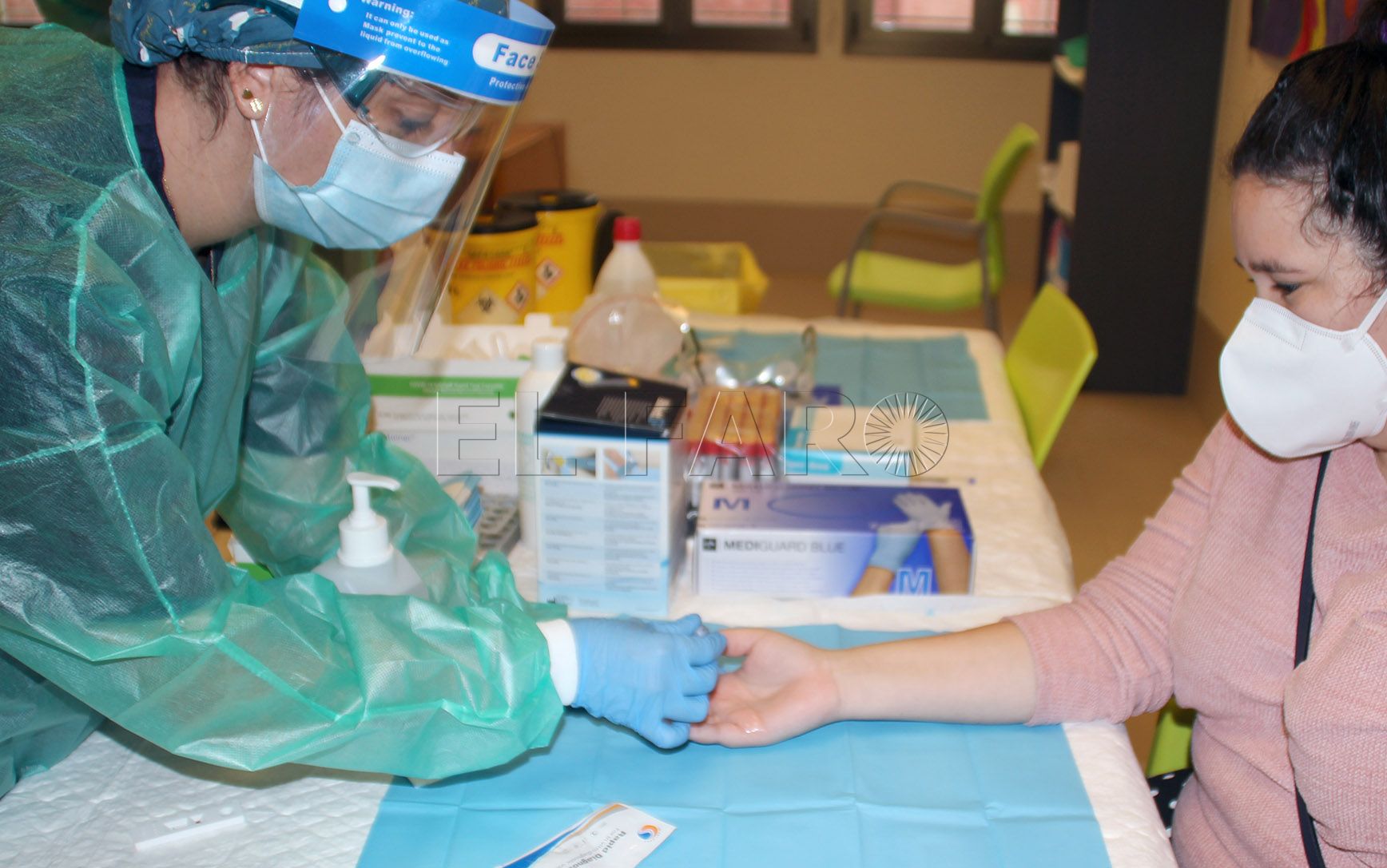 Sube el número de personas con COVID-19 y el número de ingresados en el hospital