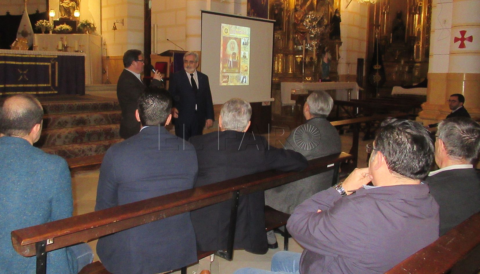 La Agrupación de Cofradías muestra su malestar por el cierre de las iglesas